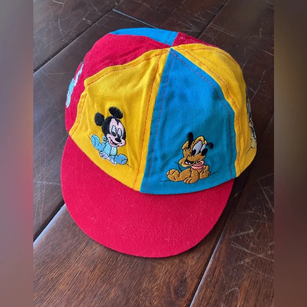 Vintage Disneyland Paris Baby Mickey Minnie Pluto Donald Goofy Baby Hat